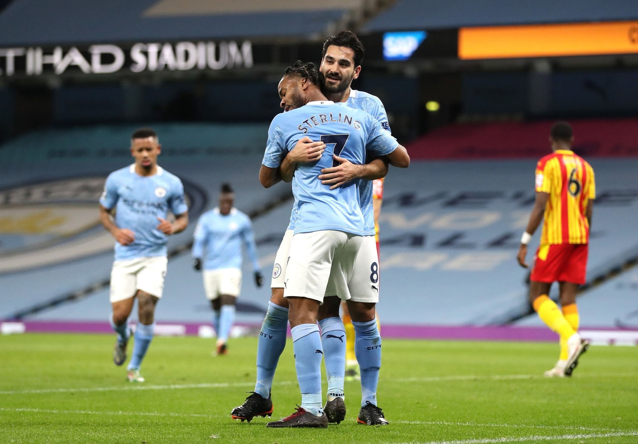 能否适应高 能否适应高